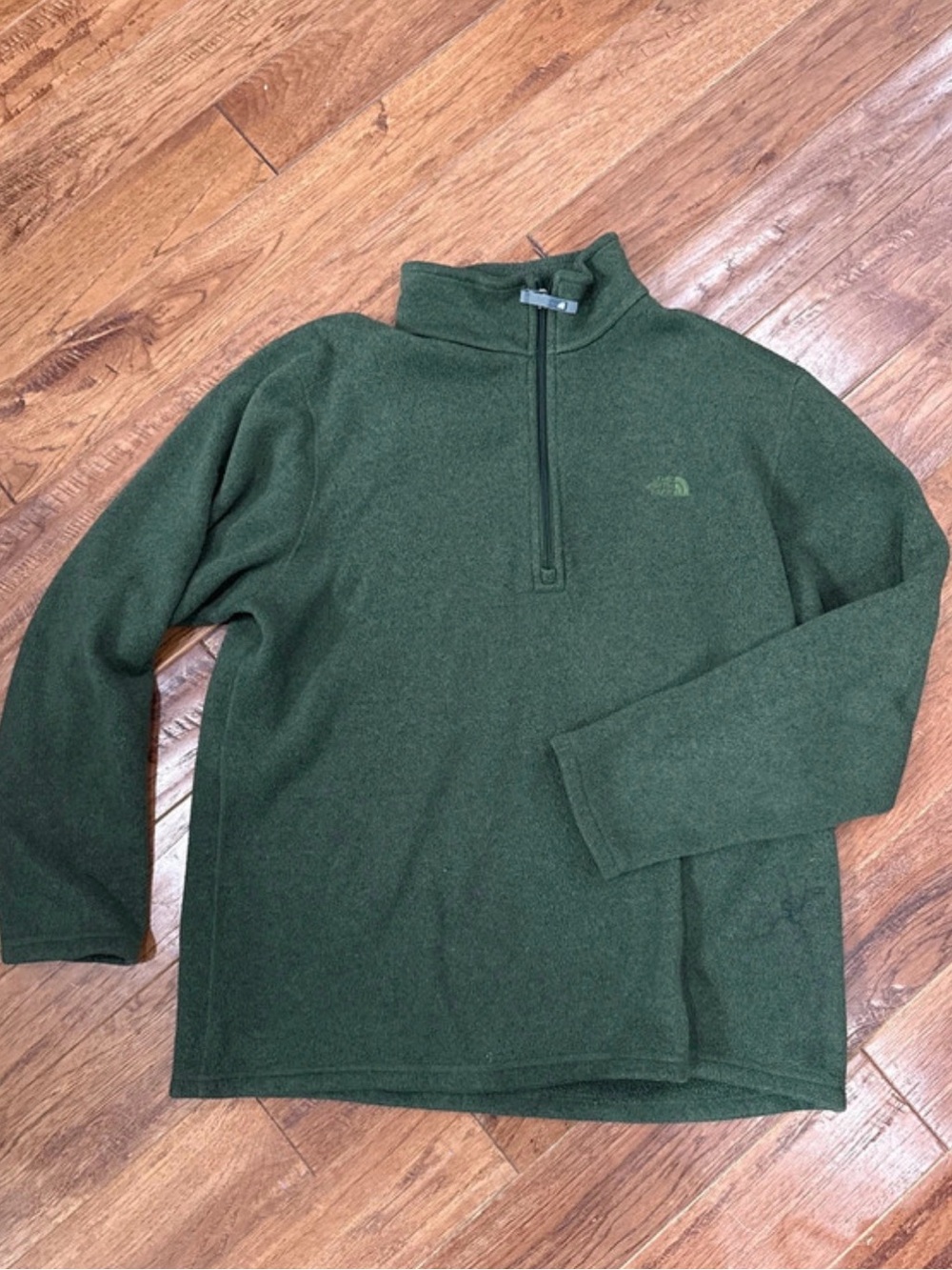 The North Face Men's Dark Green Half-Zip Fleece Pullover